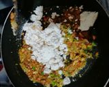 Foto del paso 3 de la receta: Empanadas de plátano verde rellenas de pollo alcaparrado