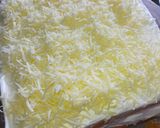 Foto langkah ke 8 dari resep Strawberry Cheese Cake.