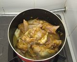 Foto langkah ke 2 dari resep Ayam Kampung Bumbu Kuning.