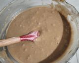 صورة لخطوة 3 من وصفة كيكة الشكولاتة والمكسرات
