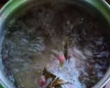 Foto langkah ke 2 dari resep Sayur Bening Daun Kelor.