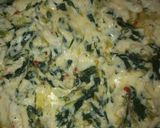 Foto del paso 5 de la receta: Pizza con salsa blanca y espinaca👌😋