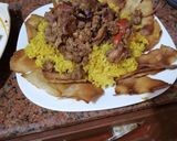صورة لخطوة 3 من وصفة فتة شاورما فراخ ورز مصري بالكاري والكركم