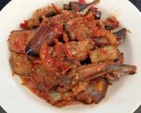 Foto langkah ke 4 dari resep Sambal terong dan pindang.