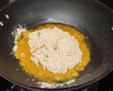 A picture of step 3 of Besan burfi.