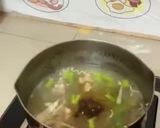 รูปขั้นตอนการทำที่ 2 ของ มาม่าต้มยำหมูสับไข่ข้น