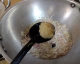 A picture of step 2 of Chicken Qeema.