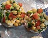 Foto del paso 4 de la receta: Ensalada de garbanzos 🥗🥑