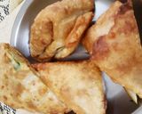 A picture of step 24 of Kolkata style Mughlai Paratha.