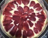 Foto langkah ke 9 dari resep (Bake) Strawberry Cheese Cake🍰 🍓bahan simple.