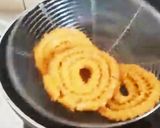 ઇન્સ્ટન્ટ ચકરી (Instant Chakri Recipe In Gujarati) રેસીપી સ્ટેપ3ફોટો