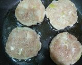 Foto langkah ke 4 dari resep Meat Hamburger.