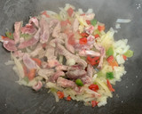 Foto del paso 2 de la receta: Noodle con carne y verduras al wok