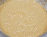 Foto langkah ke 2 dari resep Sweet Potato Kabocha Crumble Butter Cake.
