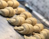 Foto del paso 6 de la receta: Medialunas de manteca