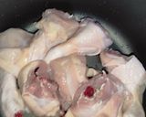 Foto langkah ke 1 dari resep Sup ayam tomat.