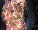 Foto del paso 1 de la receta: Bondiola con ciruela a la cerveza😋😋😋