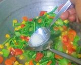 Foto langkah ke 7 dari resep Sayur Bening Bayam Labu Jagung.