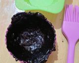 A picture of step 3 of Oreo chocolate lava cake.