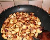 Une image de l'étape 5 de Escalope de dinde à la normande et ses pommes sautées.