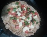 Foto del paso 3 de la receta: Pizza integral caprese a la essen!!