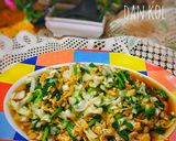 Foto langkah ke 4 dari resep Tumis telur, Sawi hijau dan kol.