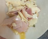 Foto del paso 4 de la receta: Empanadas de jamón y queso (rápidas y fáciles)