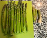 Foto del paso 2 de la receta: Crema de espárragos verdes con espinacas