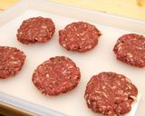Hagymás-marha hamburgerhús recept fázis 4 fotója