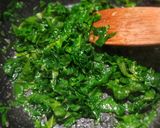 Spenót mártás 🍃 recept fázis 2 fotója