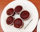 A picture of step 7 of Red velvet cupcakes II.