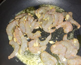 Foto del paso 3 de la receta: Camarones al ajillo truquiao