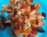 Foto del paso 1 de la receta: Merluza con patatas, tomate y pimiento