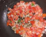A picture of step 1 of Maggi pizza.