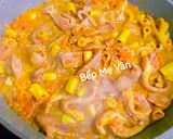 Hình bước làm 4 của món Bún xào nghệ lòng