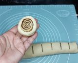 A picture of step 6 of Cinnamon rolls with nutella frosting.