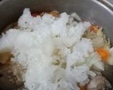 Foto langkah ke 4 dari resep Sop Jamur Salju.