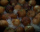 A picture of step 8 of Bread Gulab Jamun.