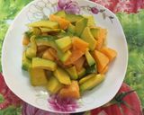 Hình bước làm 2 của món Sinh tố bơ, đu đủ