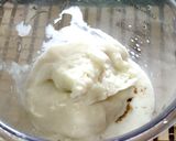 A picture of step 2 of Biscuit Milk shakes 3 types.