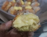 Foto langkah ke 13 dari resep Bomboloni with vanilla custard pastry cream.