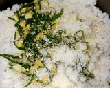 Foto langkah ke 3 dari resep Nasi Daun Jeruk.