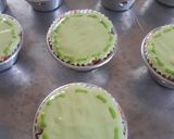 Foto langkah ke 5 dari resep Bolu kukus Semangka.