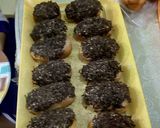 Foto langkah ke 6 dari resep Donat pemula ala nyanyak aqila.
