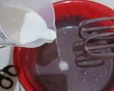 Foto langkah ke 3 dari resep Brownies Kukus Ketan Hitam Pondan.