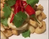 A picture of step 10 of Salt Chilli Squid.