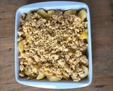 Une image de l'étape 3 de Crumble de pommes à la noisette.