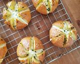 Foto langkah ke 9 dari resep Korean Cream Cheese Garlic Bread.