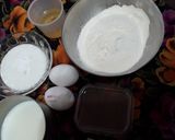 عکس مرحله 1 از دستور کاپ کیک کاکائویی وانیلی