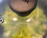 A picture of step 3 of Loubieh bi zeit 🇱🇧 Green beans in olive oil.